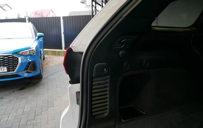 Jeep Grand Cherokee cena 144900 przebieg: 107000, rok produkcji 2020 z Trzcianka małe 596